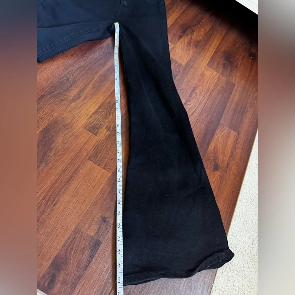 American Eagle AE Curvy Highest Rise Flare Black Button Fly Jeans Size 00 - Picture 10 of 11